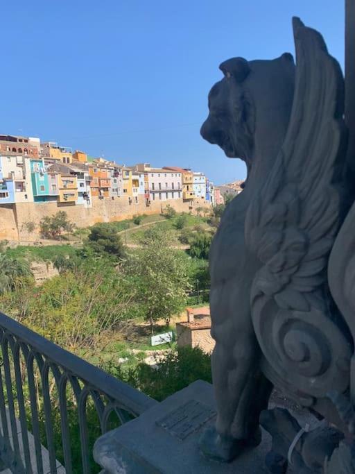 Preciosa Casa En Vilajoyosa Con Vistas Al Mar En Las Casas Colgantes Del Casco Antiguo Villajoyosa  Exterior foto
