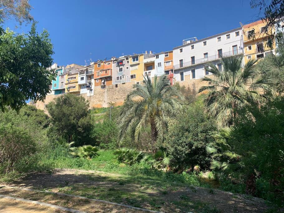 Preciosa Casa En Vilajoyosa Con Vistas Al Mar En Las Casas Colgantes Del Casco Antiguo Villajoyosa  Exterior foto