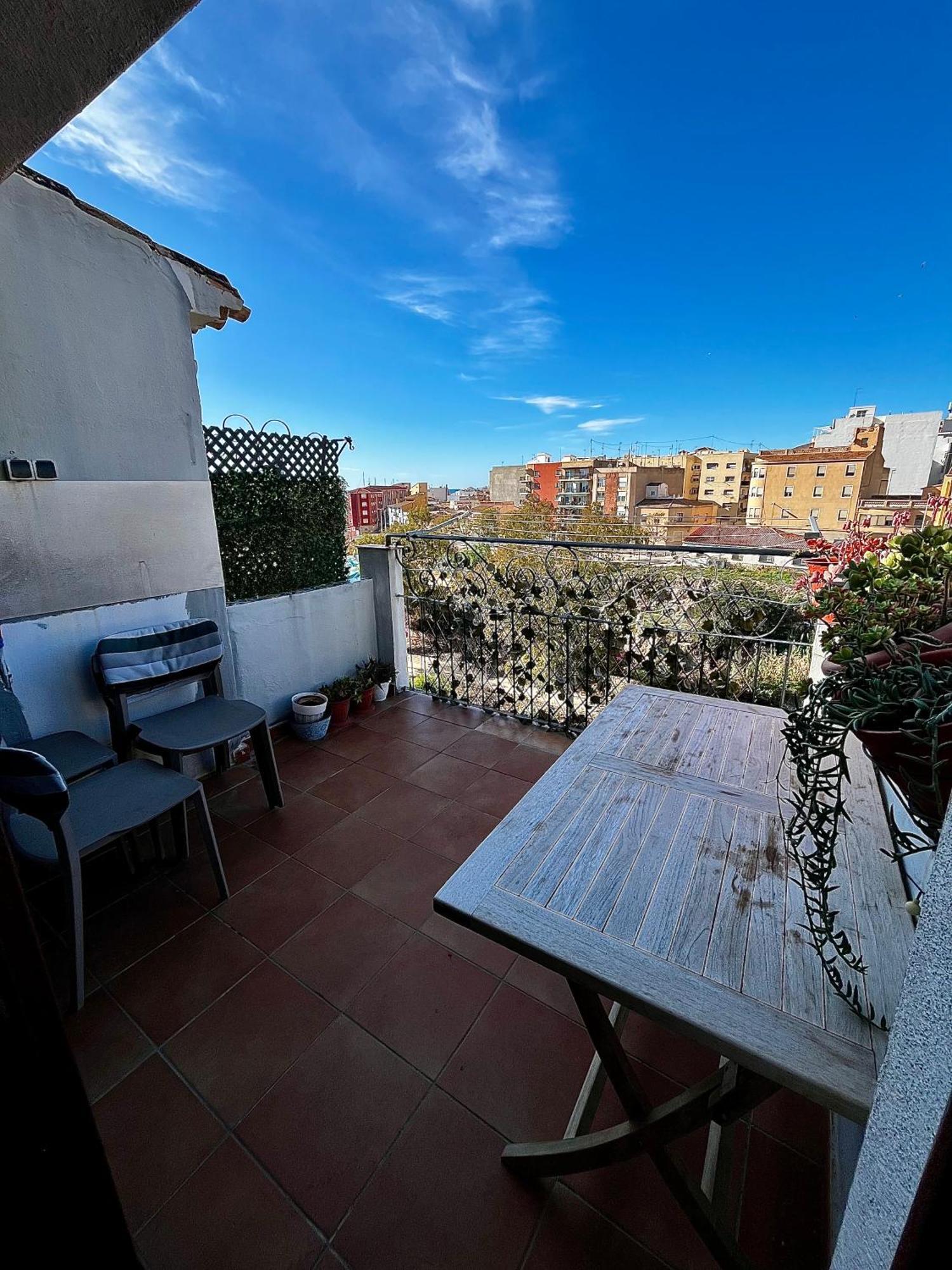 Preciosa Casa En Vilajoyosa Con Vistas Al Mar En Las Casas Colgantes Del Casco Antiguo Villajoyosa  Exterior foto